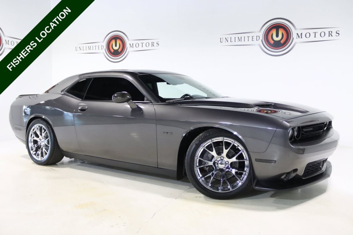 Used 2018 Dodge Challenger R/T Plus RWD image 1