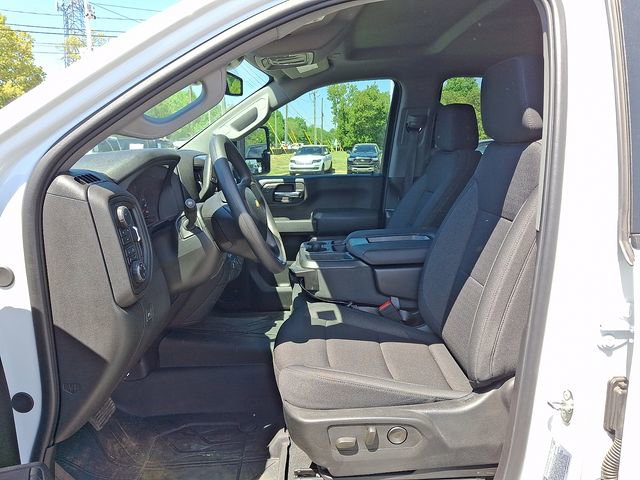 Used 2024 Chevrolet Silverado 2500 Custom w/ Custom Value Package AWD/4WD image 10