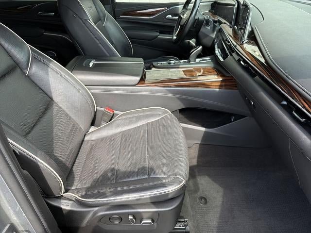 Certified 2022 Cadillac Escalade Premium Luxury AWD/4WD image 13