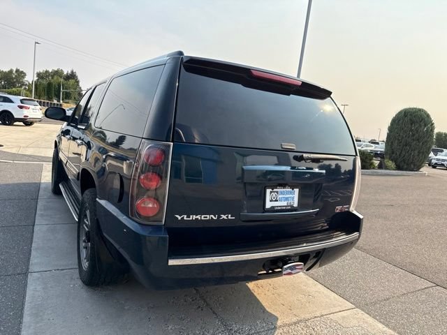Used 2007 GMC Yukon XL Denali AWD/4WD image 8