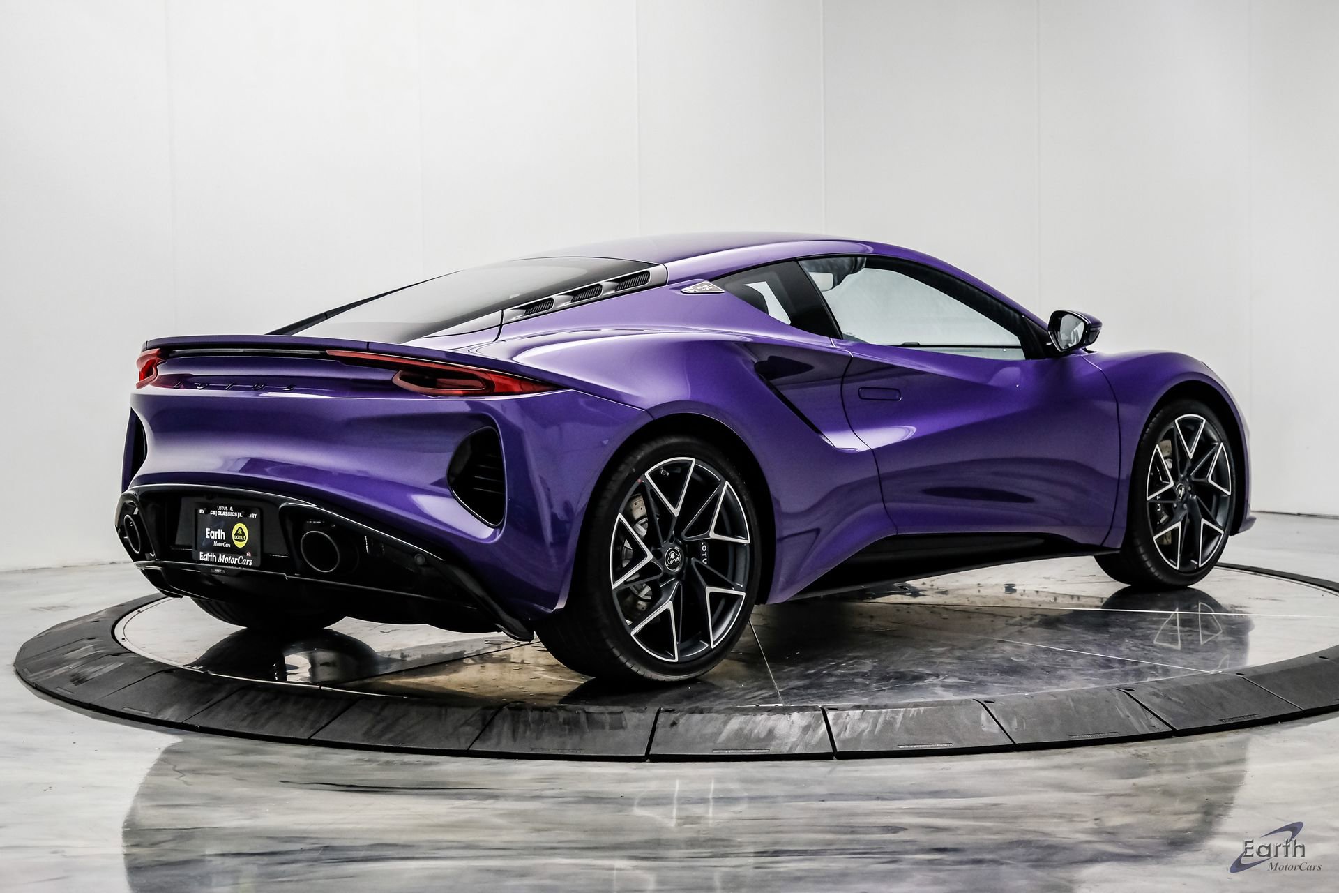 New 2026 Lotus Emira V6 SE RWD image 19