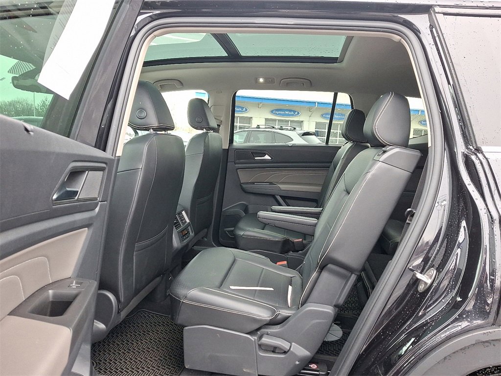 Used 2022 Volkswagen Atlas SE image 13