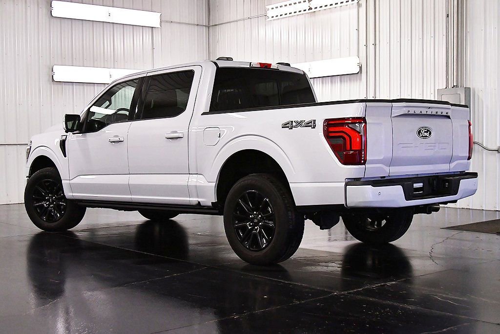 Used 2025 Ford F150 Platinum image 5
