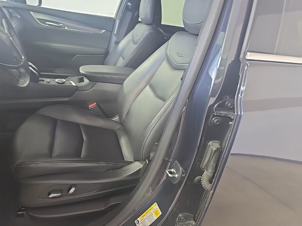 Certified 2023 Cadillac XT5 Luxury image 18