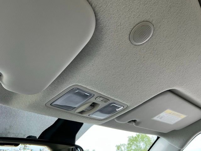 Used 2026 Hyundai Venue SEL FWD image 29