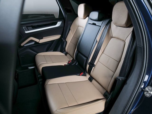 New 2026 Porsche Cayenne AWD/4WD image 13