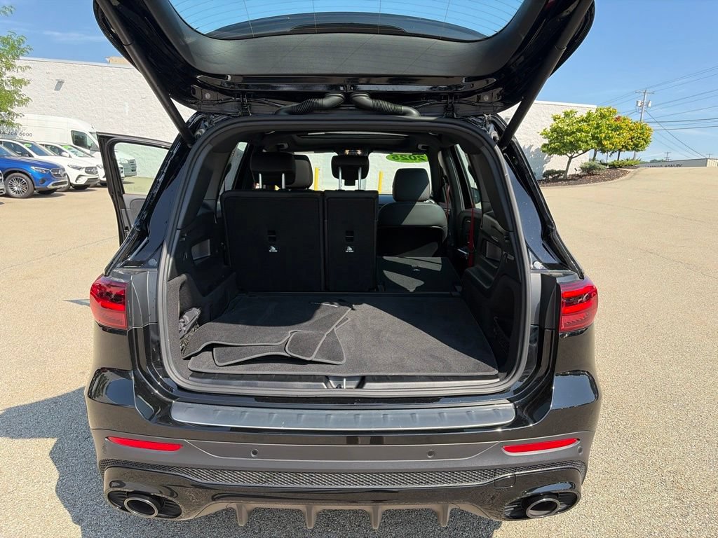 Certified 2025 Mercedes-Benz GLB 35 AMG 4MATIC image 23