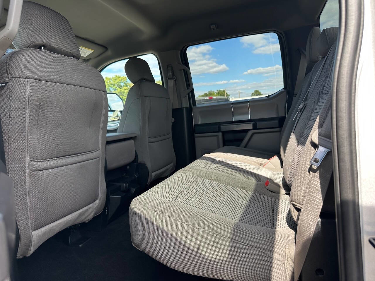 Used 2018 Ford F150 XLT w/ XTR Package image 29