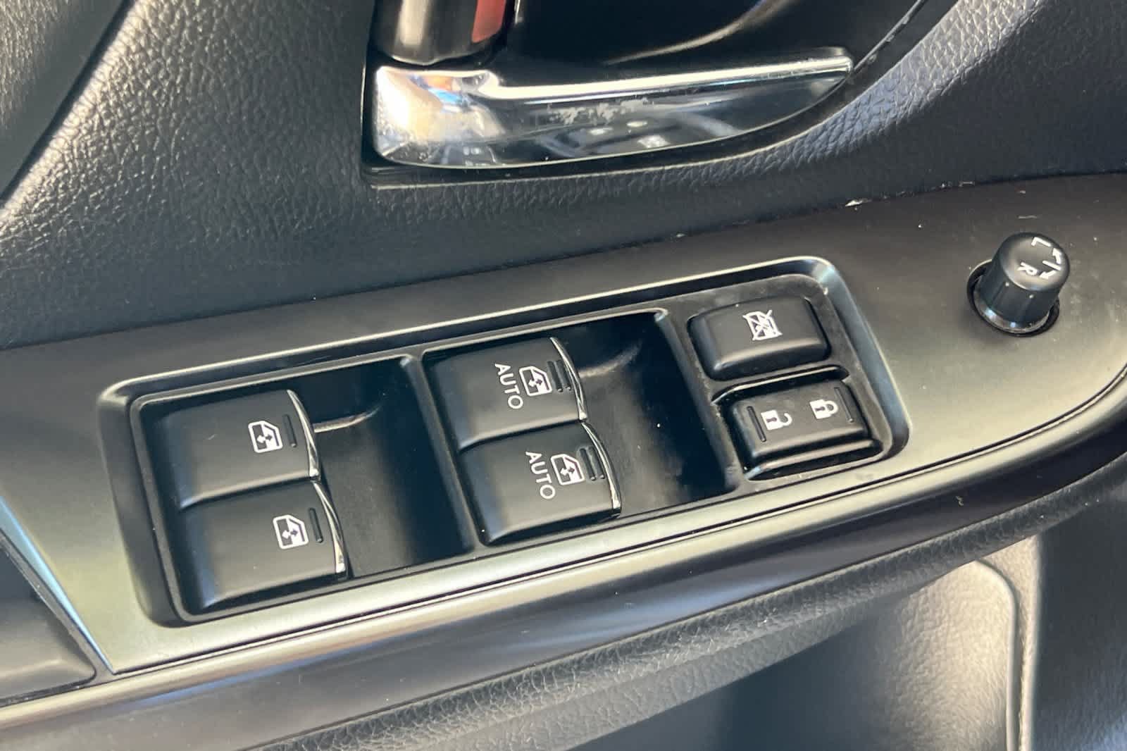 Used 2020 Subaru WRX AWD/4WD image 13