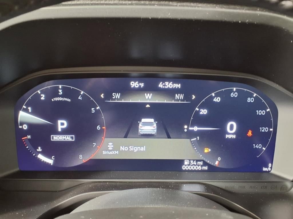 Used 2025 Mitsubishi Outlander SE image 25