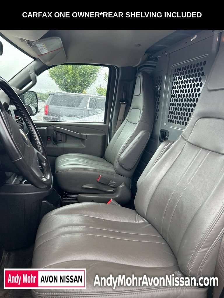 Used 2023 Chevrolet Express 3500 Extended w/ Driver Convenience Package RWD image 4
