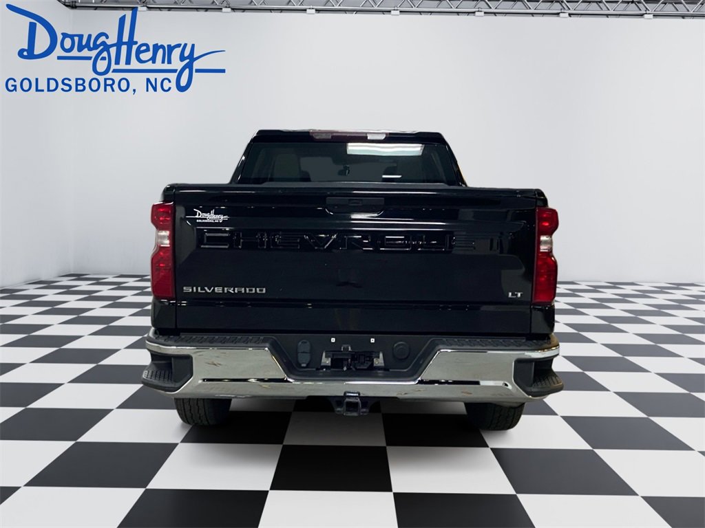 Used 2021 Chevrolet Silverado 1500 LT image 4