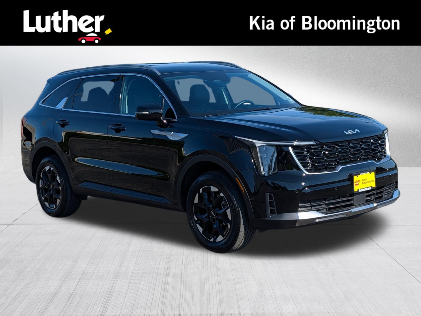 Certified 2025 Kia Sorento S AWD/4WD image 1