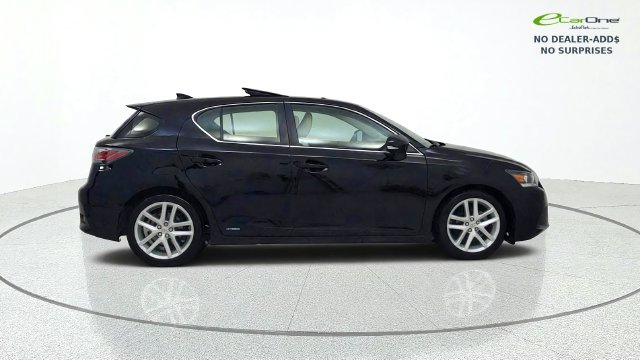 Used 2015 Lexus CT 200h w/ Navigation Package FWD image 9