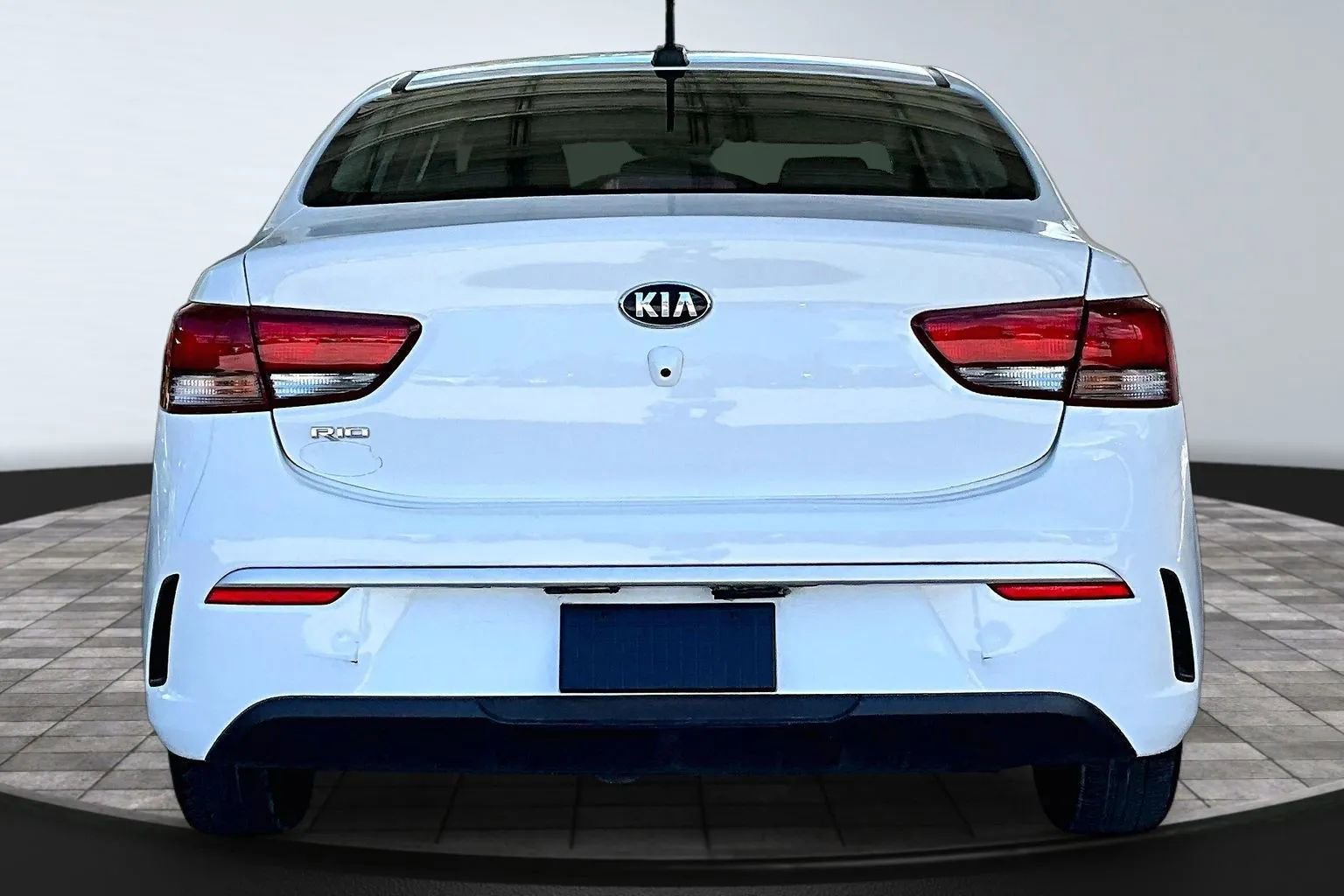 Used 2021 Kia Rio LX FWD image 5
