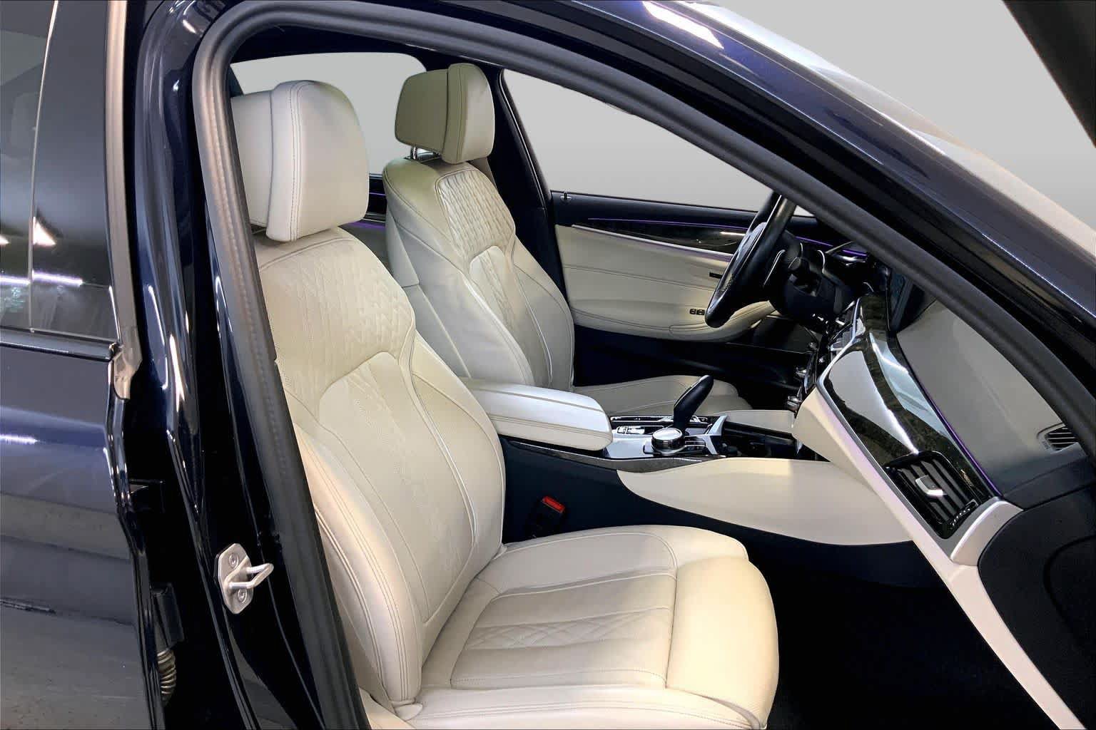 Certified 2023 BMW 540i xDrive w/ Executive Package AWD/4WD image 8