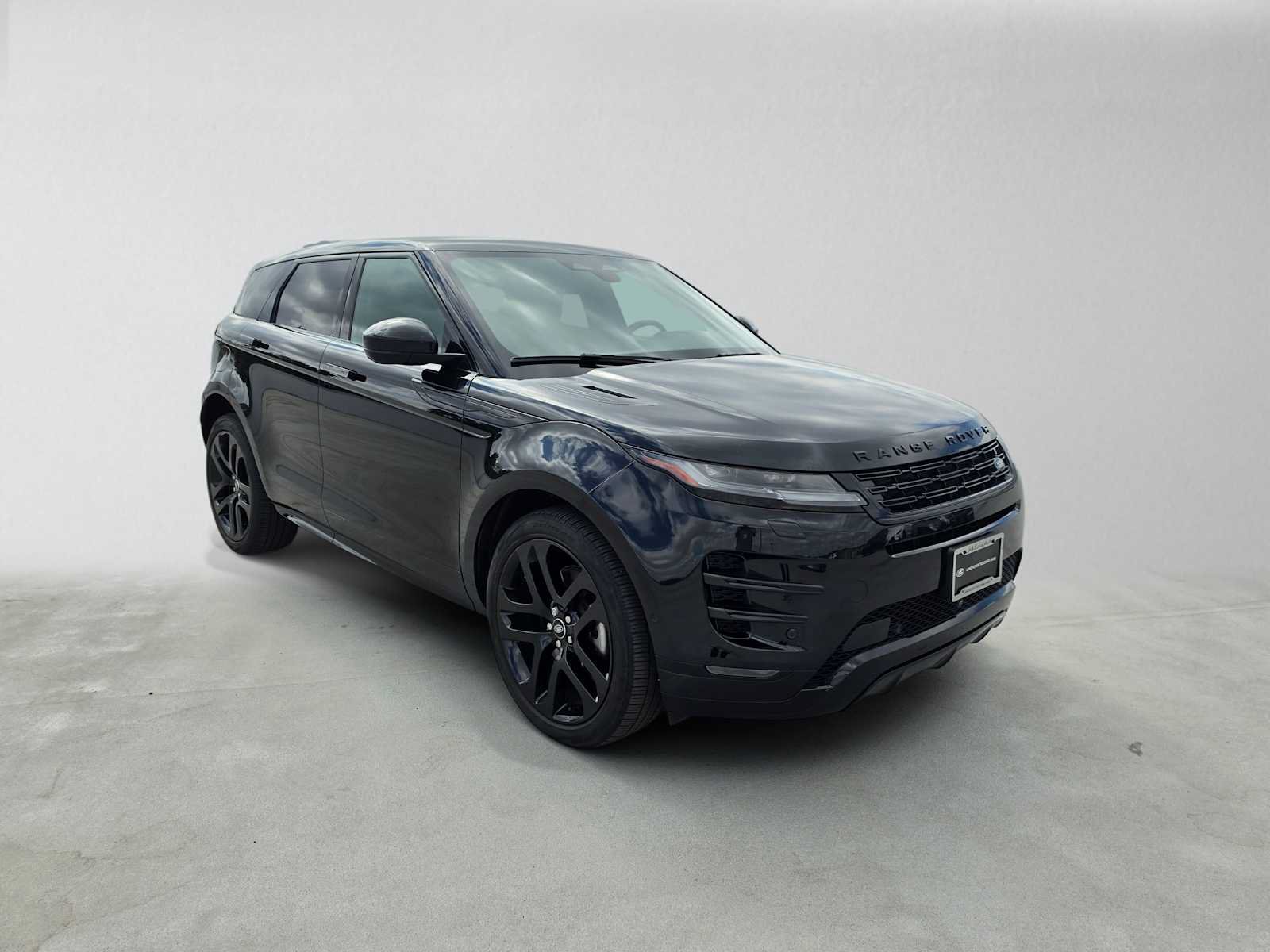 Used 2024 Land Rover Range Rover Evoque Dynamic SE AWD/4WD image 7
