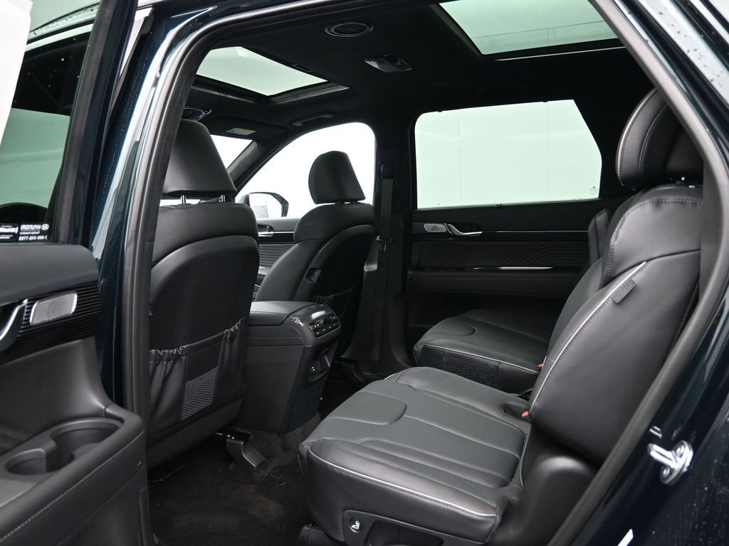 Used 2025 Hyundai Palisade Calligraphy image 28