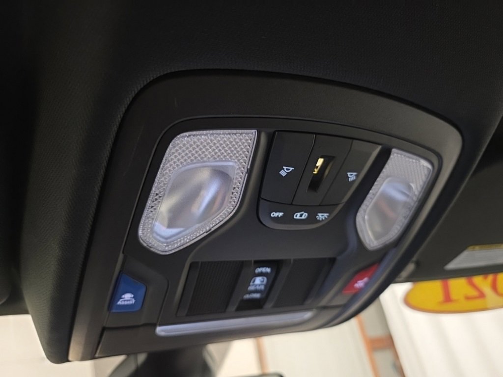 Used 2021 RAM 1500 Big Horn image 24