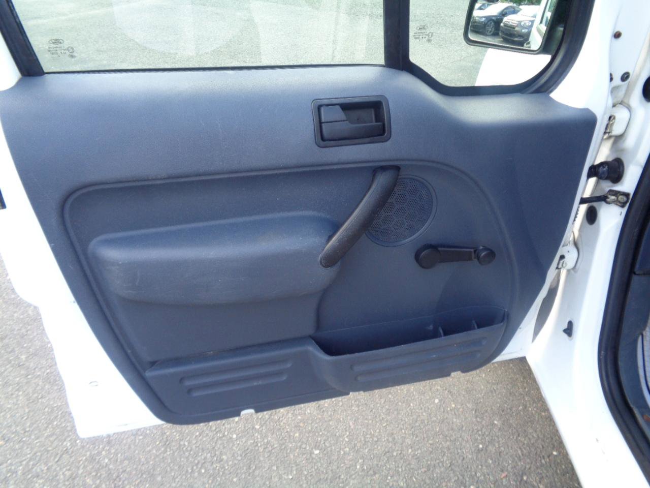 Used 2013 Ford Transit Connect XL FWD image 21