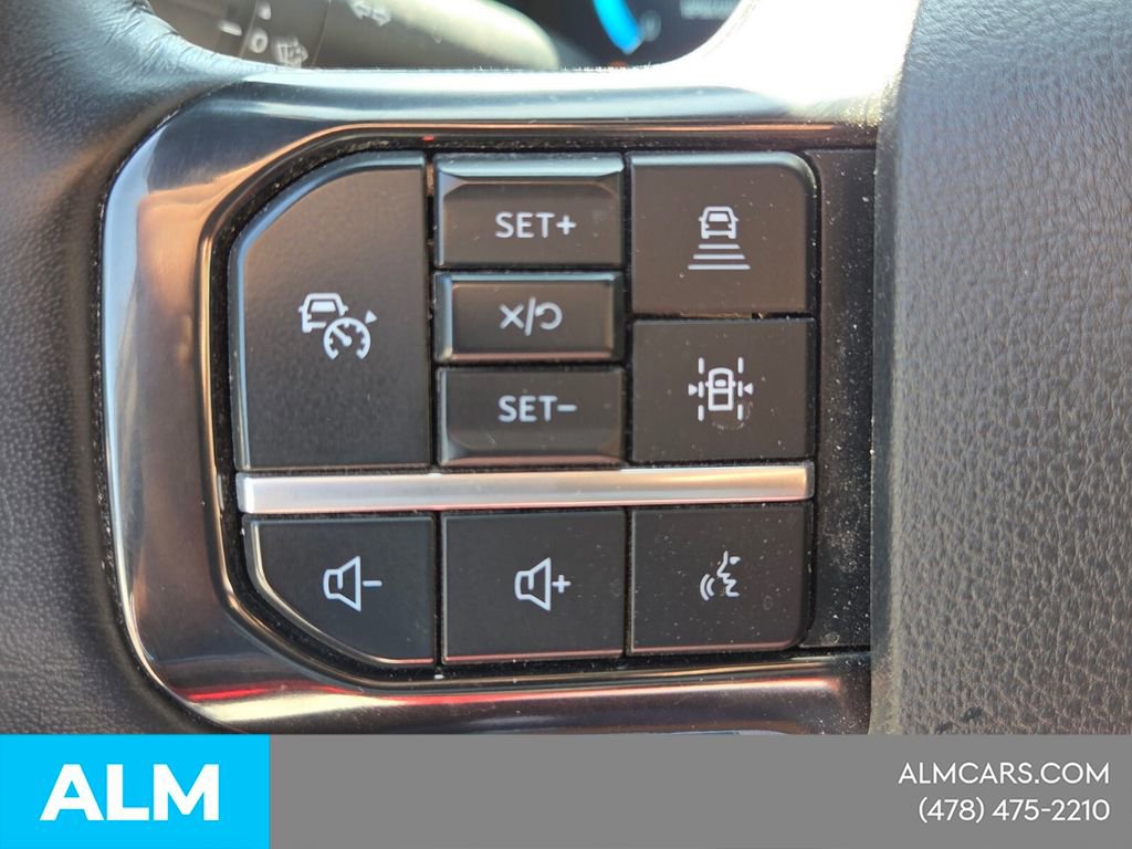 Used 2025 Ford F250 Platinum w/ FX4 Off-Road Package AWD/4WD image 26