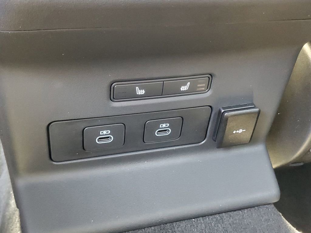 New 2026 Land Rover Range Rover Velar Dynamic SE AWD/4WD image 28