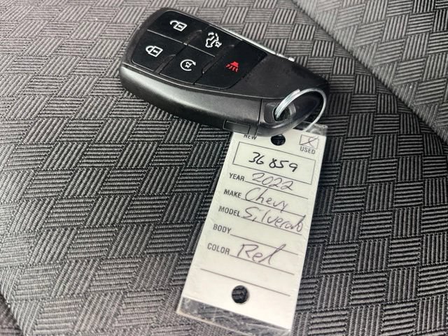Used 2022 Chevrolet Silverado 1500 RST AWD/4WD image 23