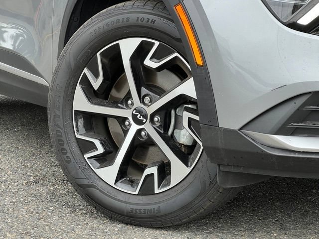 Certified 2024 Kia Sportage EX AWD/4WD image 2