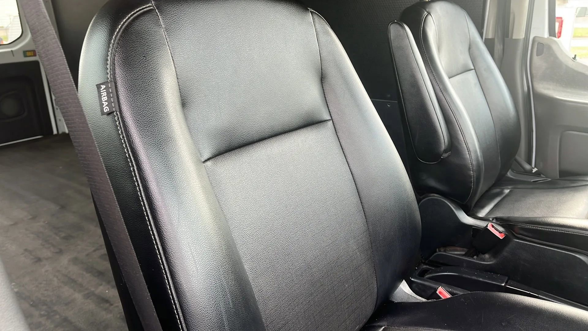 Used 2020 Ford Transit 250 Medium Roof w/ Load Area Protection Package image 15