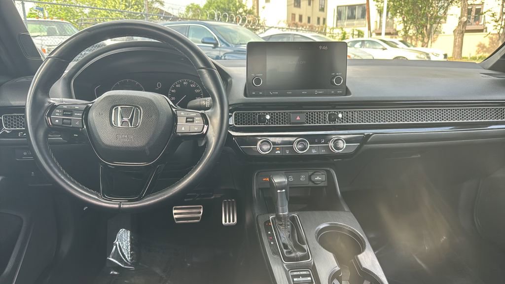 Used 2025 Honda Civic Sport image 9