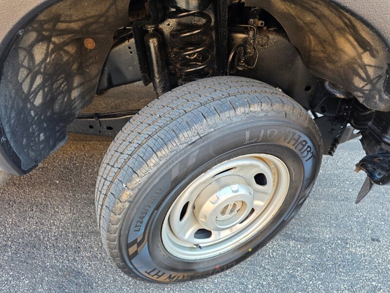 Used 2016 Ford F250 XL w/ Power Equipment Group AWD/4WD image 24