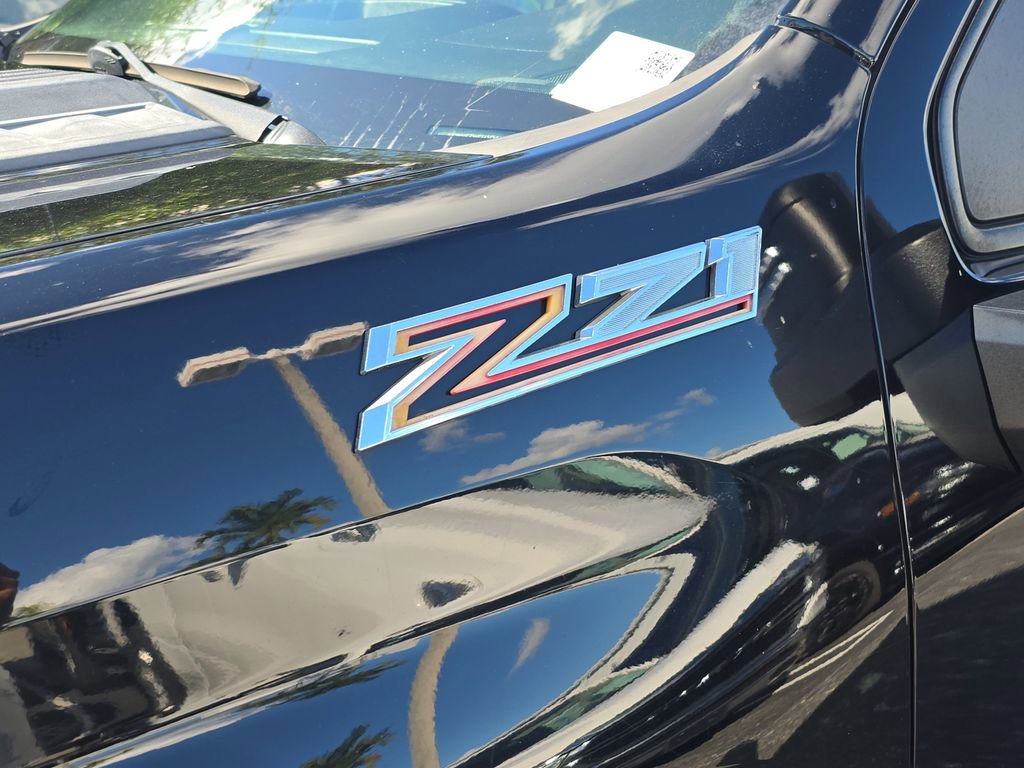 Used 2021 Chevrolet Silverado 2500 Custom w/ Custom Value Package image 8