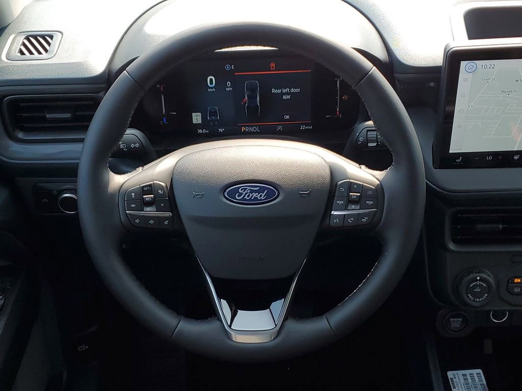 New 2025 Ford Maverick Lariat w/ Black Appearance Package image 28