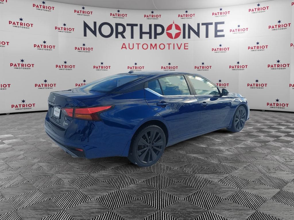 Used 2020 Nissan Altima 2.5 SR w/ Premium Package AWD/4WD image 6