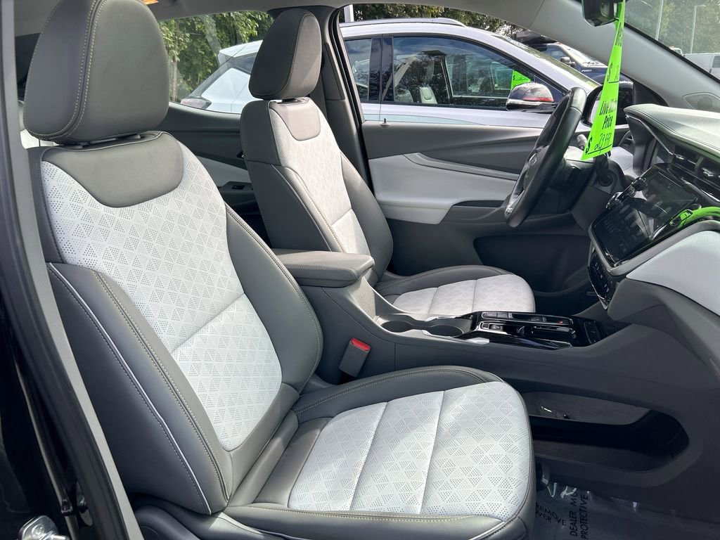 Certified 2022 Chevrolet Bolt EUV Premier w/ Launch Edition image 30