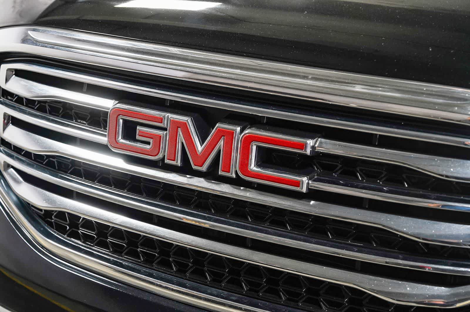 Used 2017 GMC Acadia SLT FWD image 8