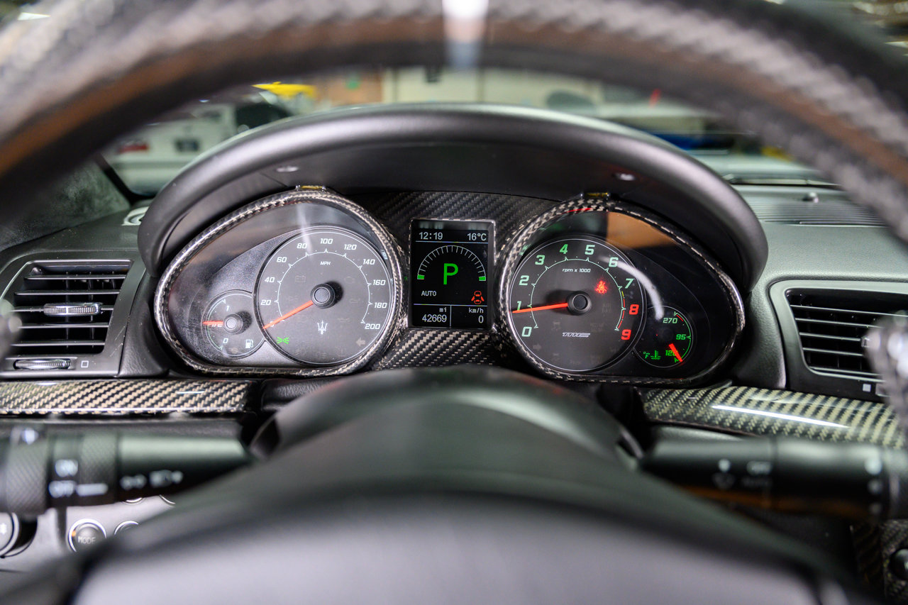 Used 2015 Maserati GranTurismo MC image 43