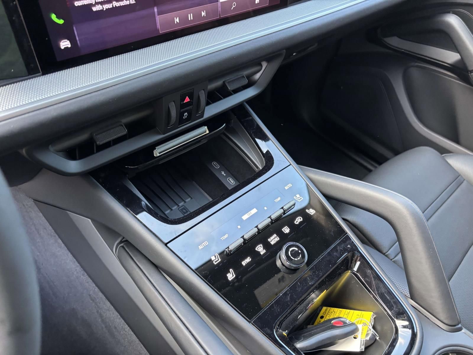 New 2026 Porsche Cayenne S AWD/4WD image 33