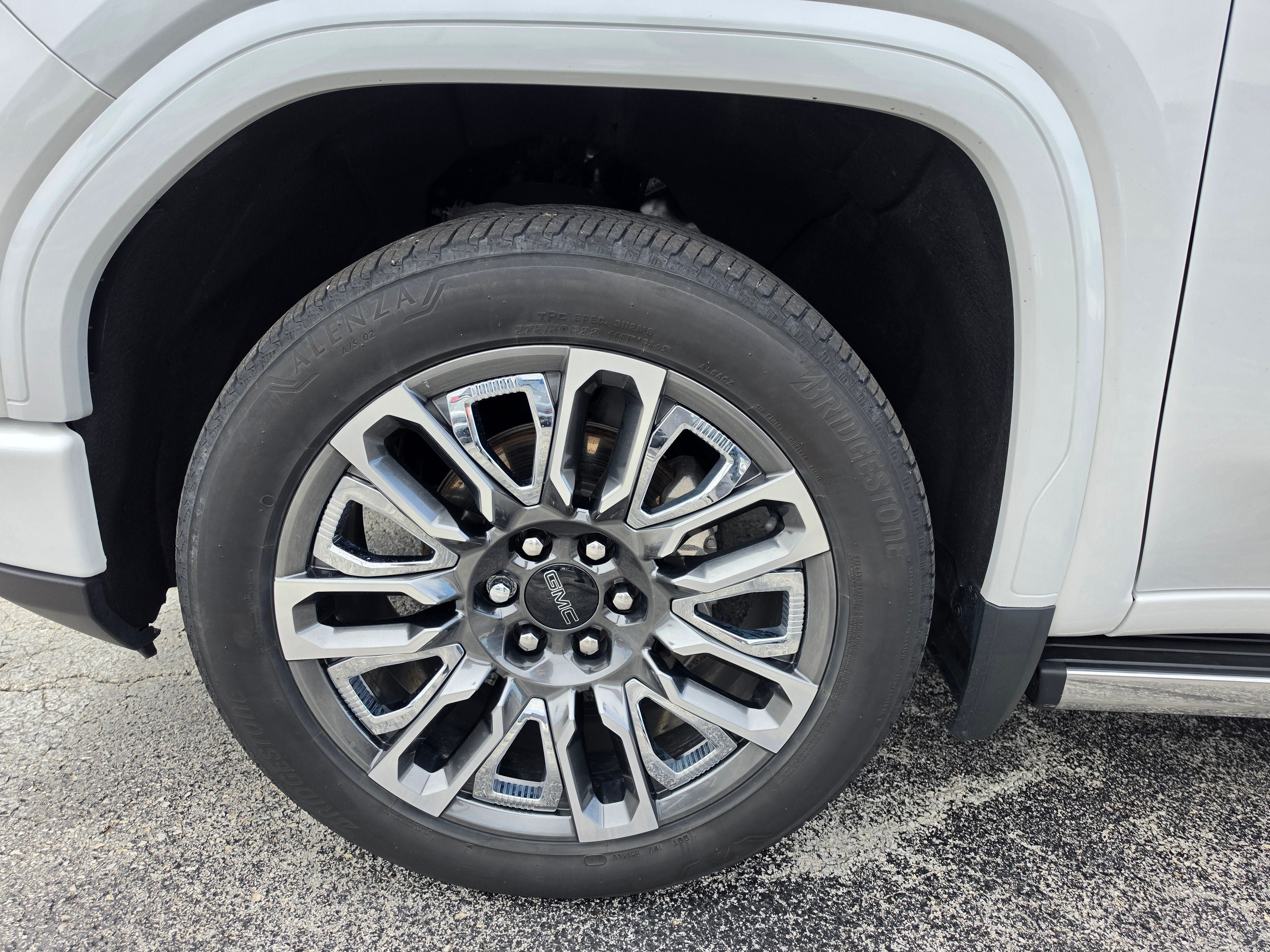 Used 2024 GMC Sierra 1500 Denali Ultimate AWD/4WD image 12