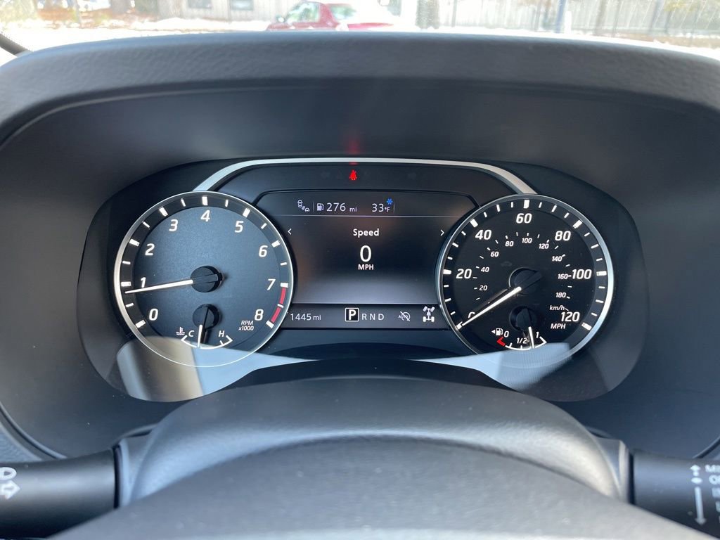 Certified 2025 Nissan Frontier SV image 9