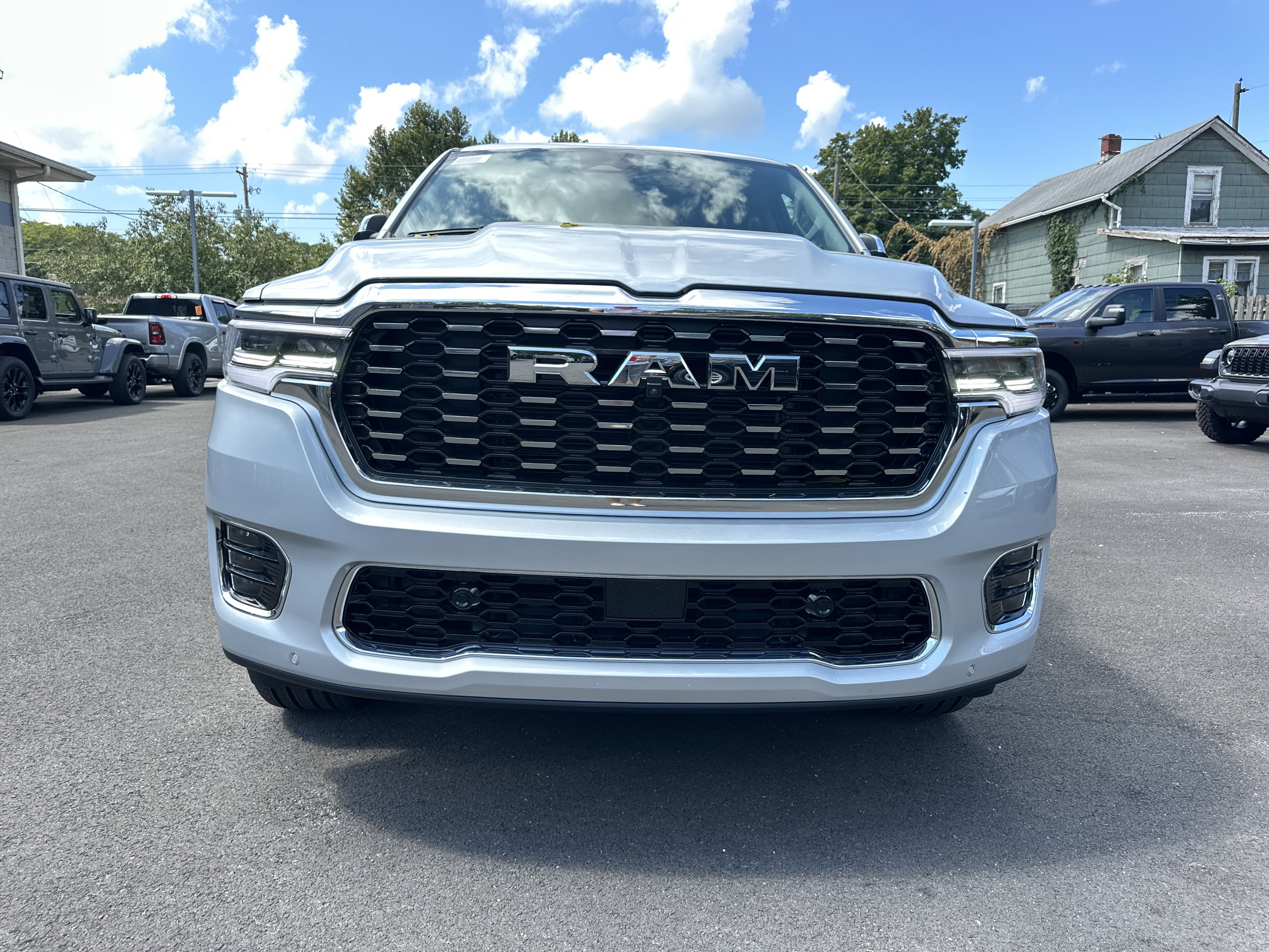 New 2027 RAM 1500 Tungsten w/ Bed Utility Group AWD/4WD image 24