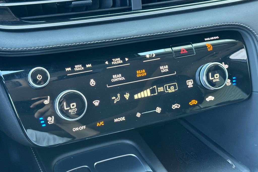 Certified 2025 INFINITI QX60 Sensory image 19