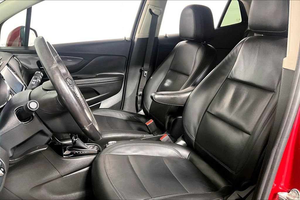 Used 2017 Buick Encore Essence w/ Experience Buick Package AWD/4WD image 24