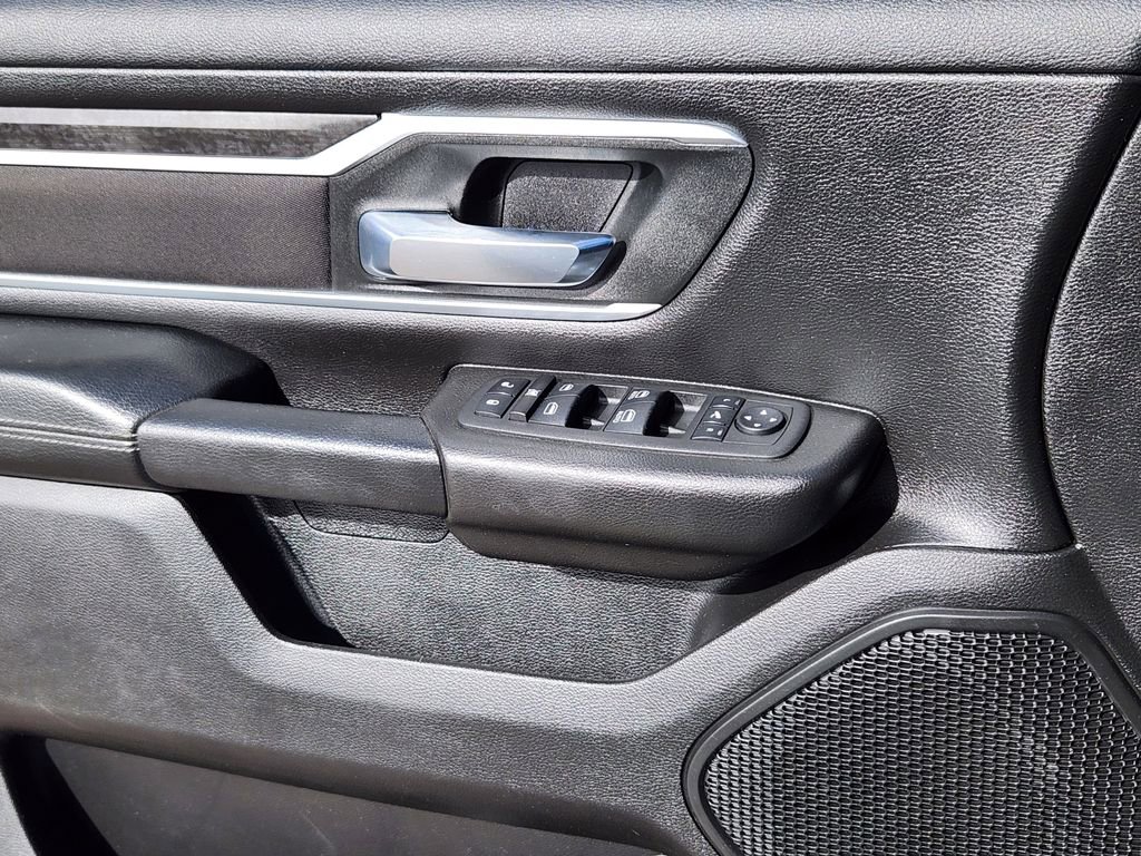 Used 2023 RAM 1500 Big Horn AWD/4WD image 6