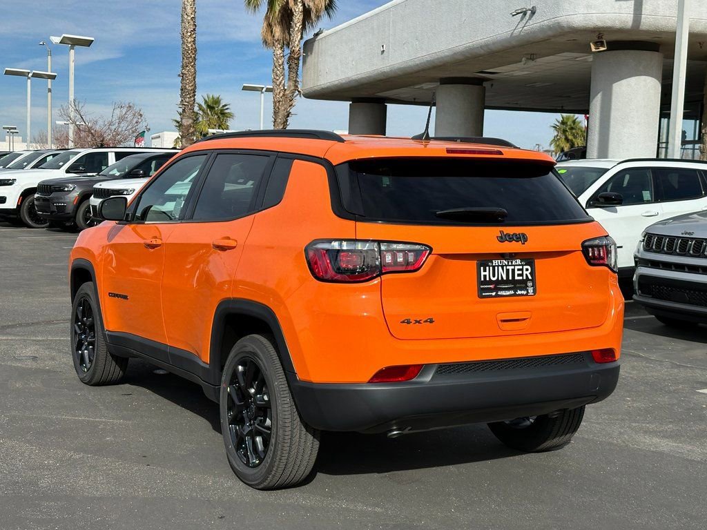New 2026 Jeep Compass Latitude image 4