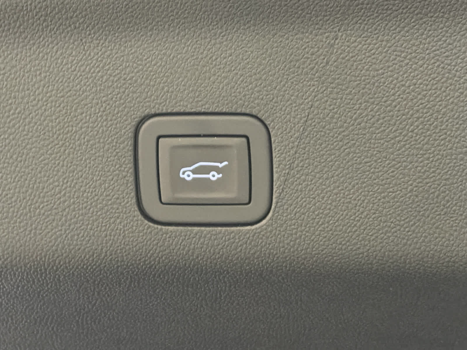 New 2026 GMC Yukon Denali Ultimate AWD/4WD image 8