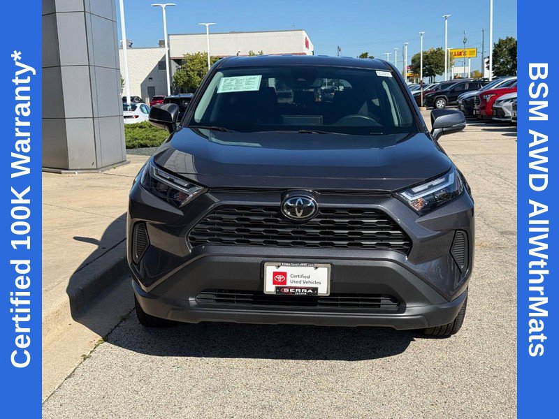 Used 2025 Toyota RAV4 LE AWD/4WD image 8