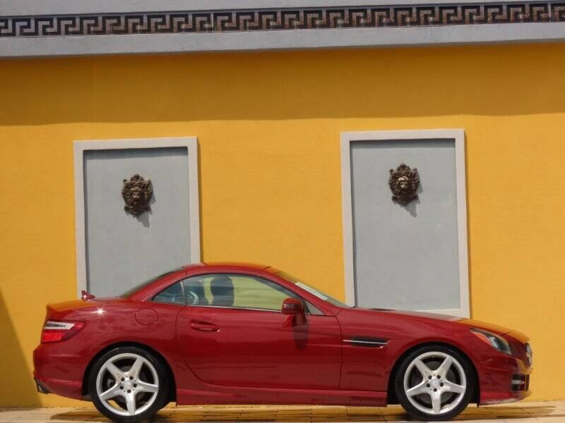 Used 2012 Mercedes-Benz SLK 350 image 15
