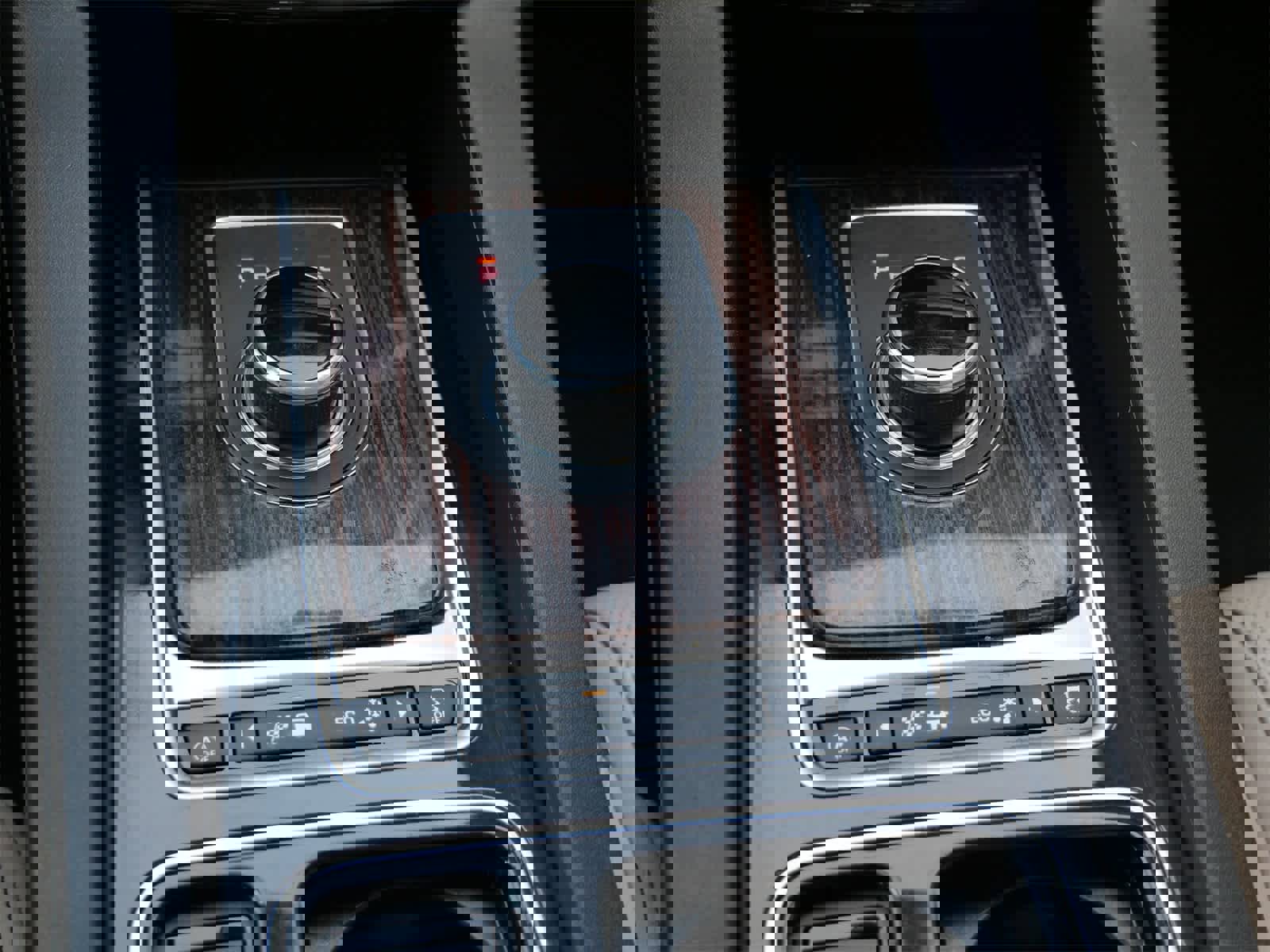 Used 2018 Jaguar F-PACE Prestige image 16