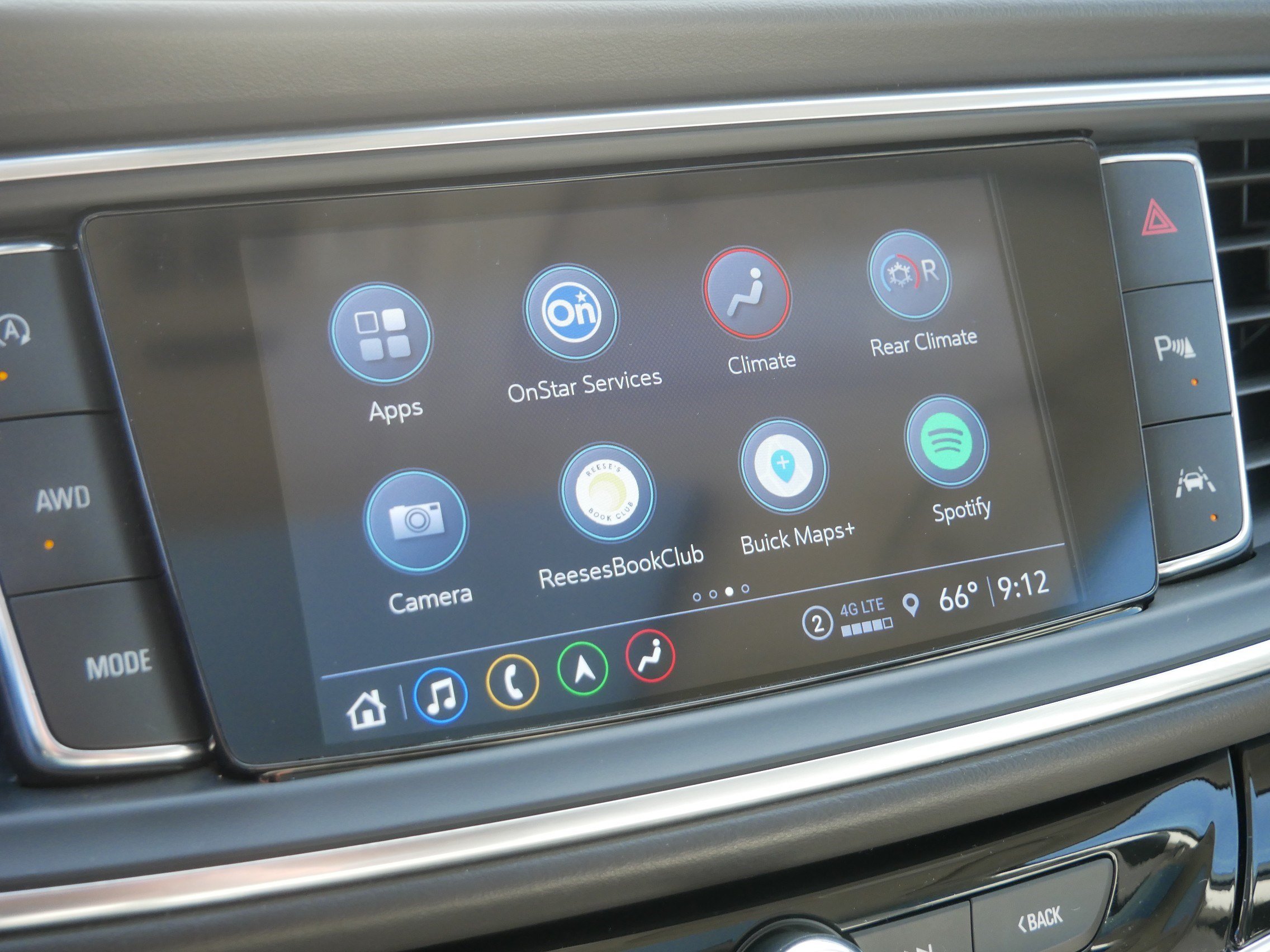 Used 2023 Buick Enclave Avenir w/ Avenir Technology Package AWD/4WD image 31